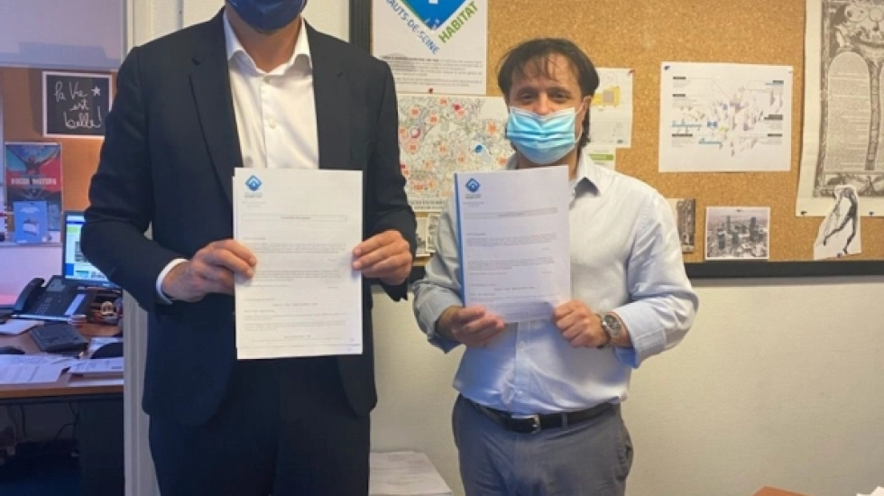 SIGNATURE D'UNE CONVENTION HAUTS DE SEINE HABITAT - FFJUDO