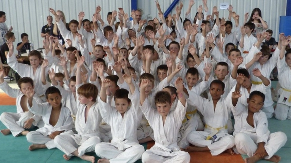 UN CLUB / UNE ACTION : LE JUDO CLUB CHABEUIL,  OMNI-PRÉSENT DANS LES ÉCOLES LOCALES