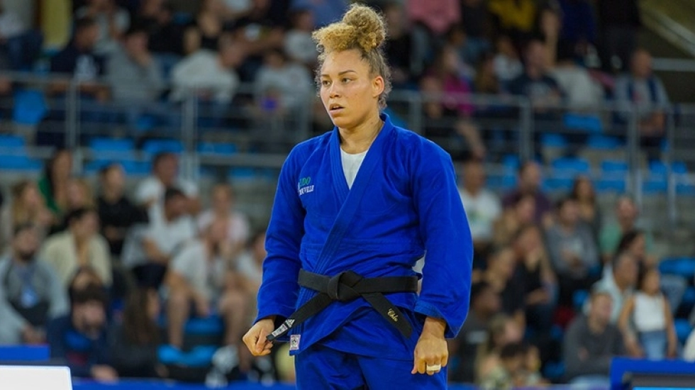 CHLOÉ BUTTIGIEG REMPLACE MADELEINE MALONGA
