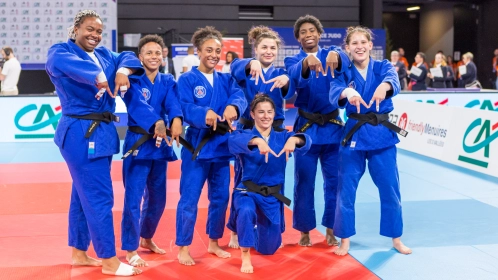 Les féminines du PSG Judo (75) remportent leur deuxième titre de championnes de France consécutif