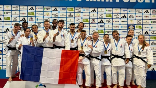 L’Équipe de France de Katas sur la 2ème marche du podium !