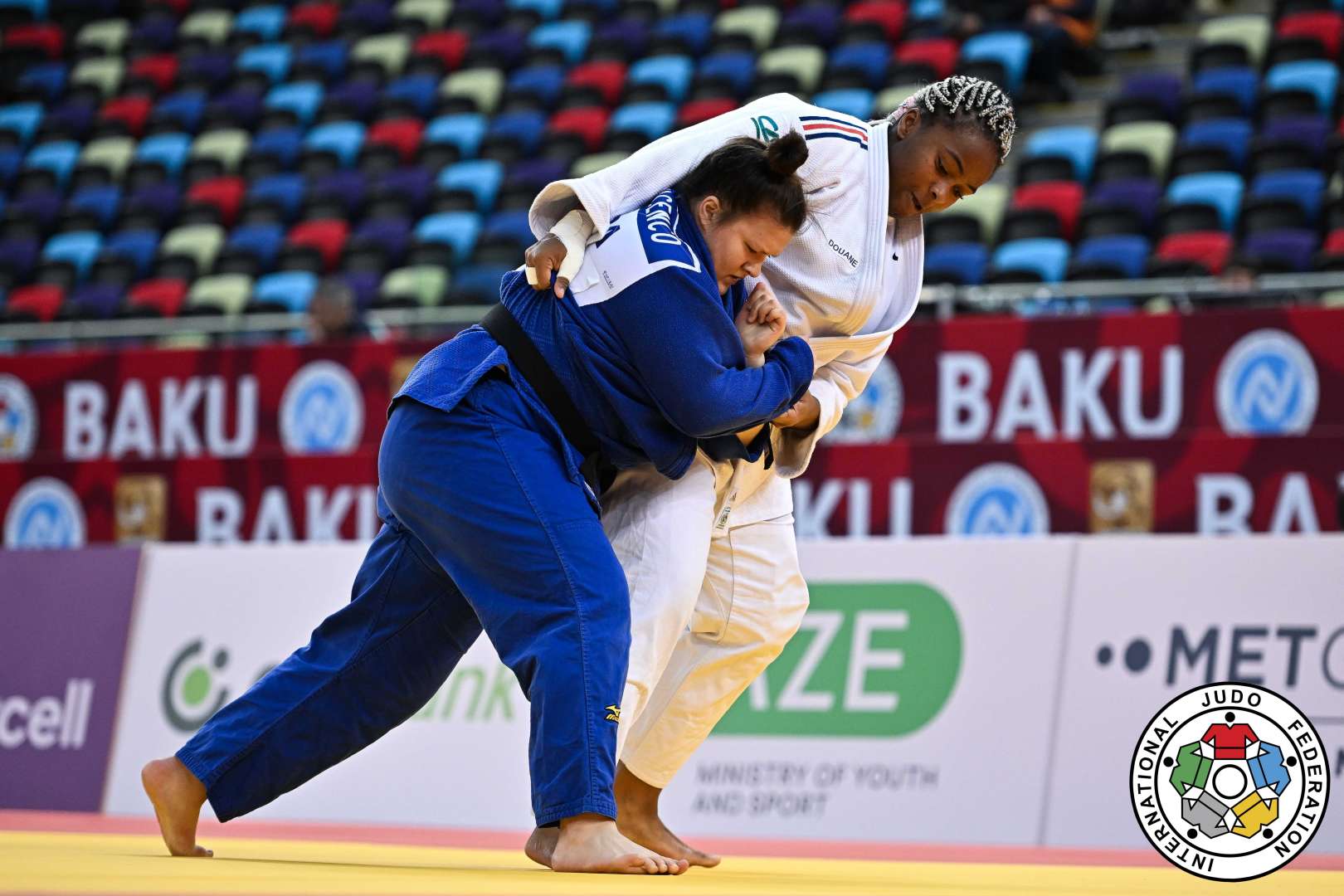 Romane Dicko claims silver as France misses gold in Baku