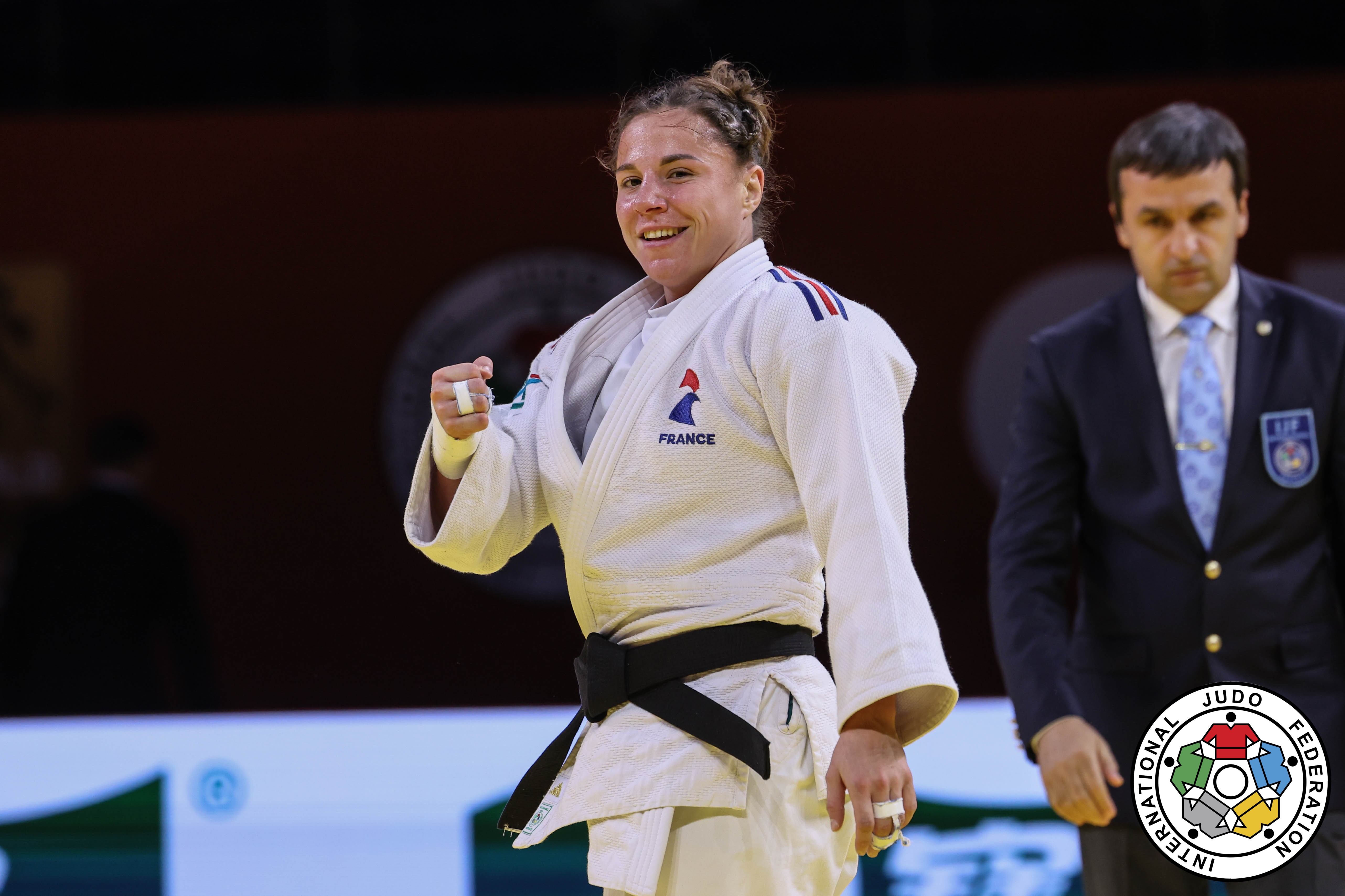 What's the Stakes for Sone at the Qingdao Grand Prix?