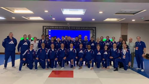 Neuf finalistes et deux podiums, le kata Français se distingue à Paris