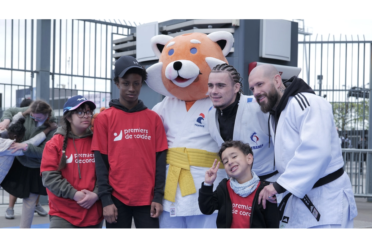 Journée Évasion au stade de France : Entre partage et solidarité  