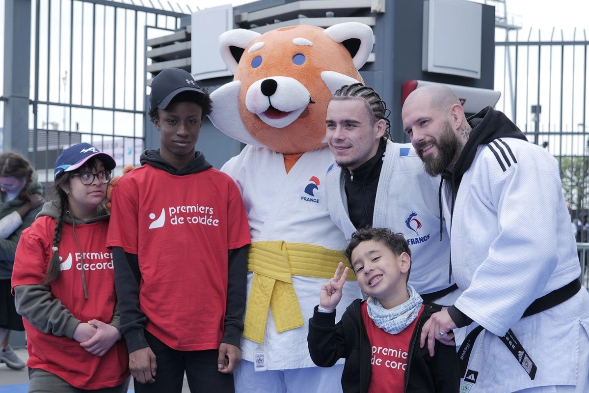 Journée Évasion au stade de France : Entre partage et solidarité  