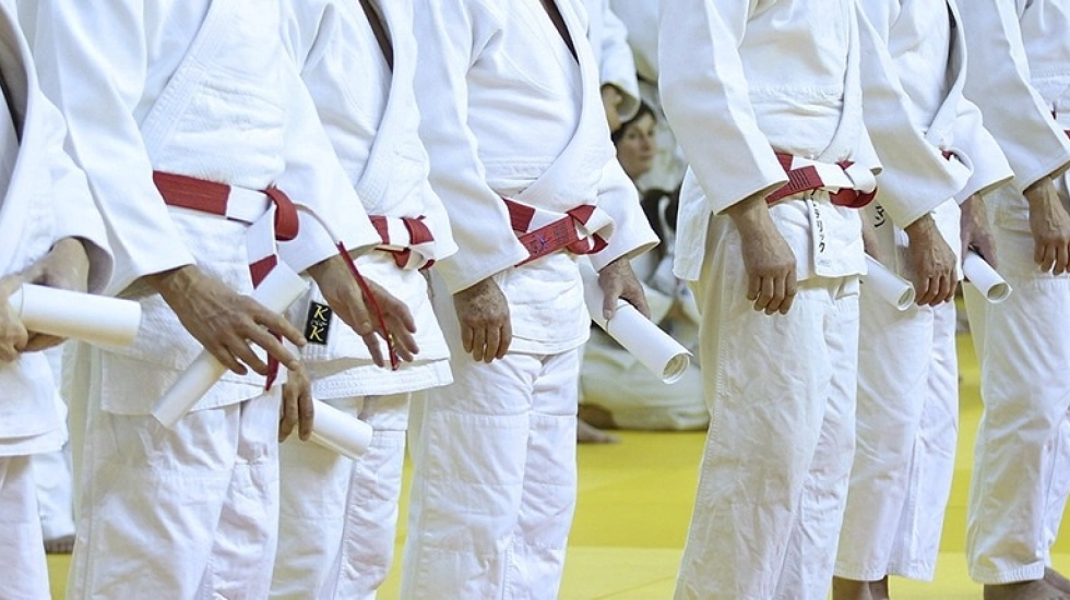 MAINTIEN DES EXAMENS DES HAUTS GRADES